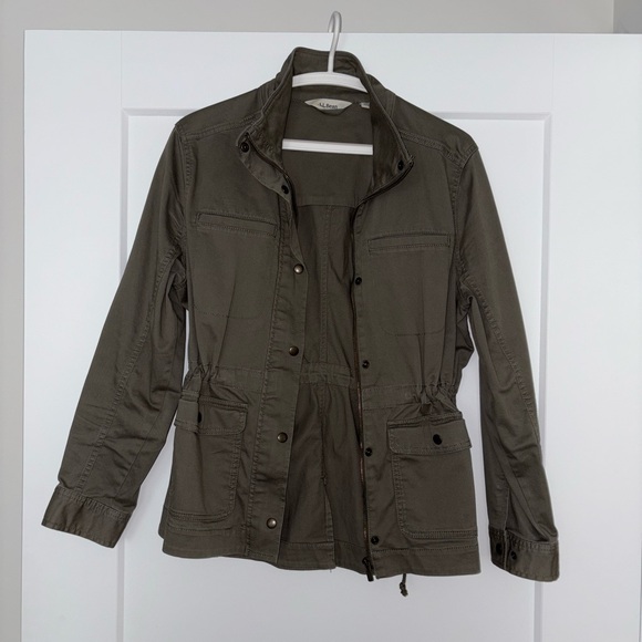 L.L. Bean Jackets & Blazers - L.L. Bean olive green utility jacket
